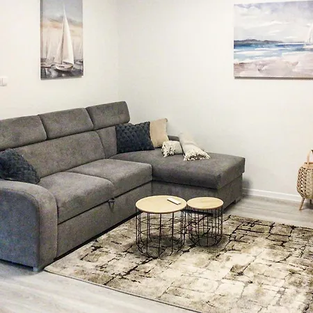 2 Bedroom Cozy In Apartman